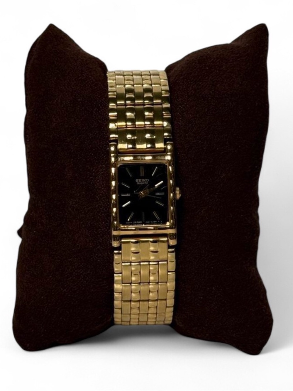 VTG Seiko Tank Watch Womens Gold Tone Black Dial Quartz Japan Bracelet 1N01-5A69